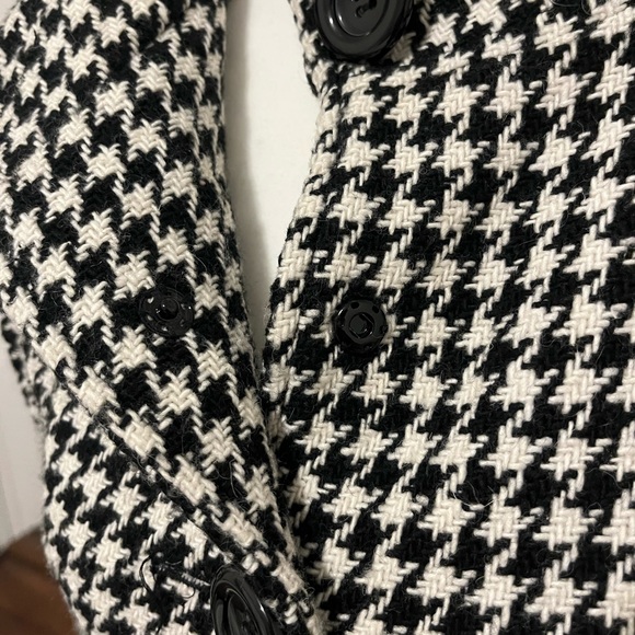 GORGEOUS VINTAGE HOUNDSTOOTH COAT LIMITED EDITION COLLAB W/ SARAH JESSICA PARKER - Picture 5 of 7